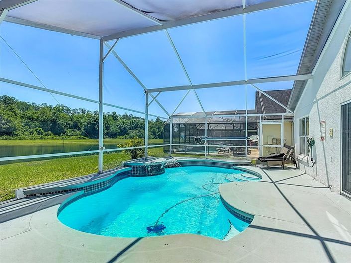 Image No.7-3 Bed Property for sale