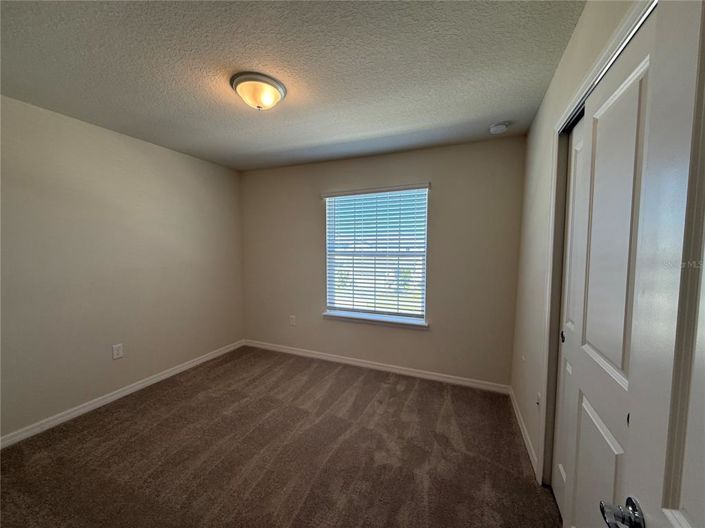 Image No.18-5 Bed Townhouse for sale