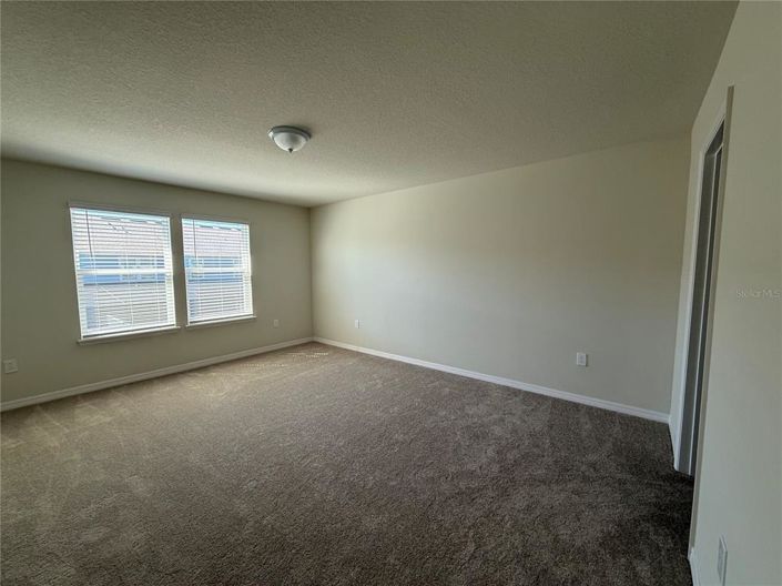 Image No.22-5 Bed Townhouse for sale