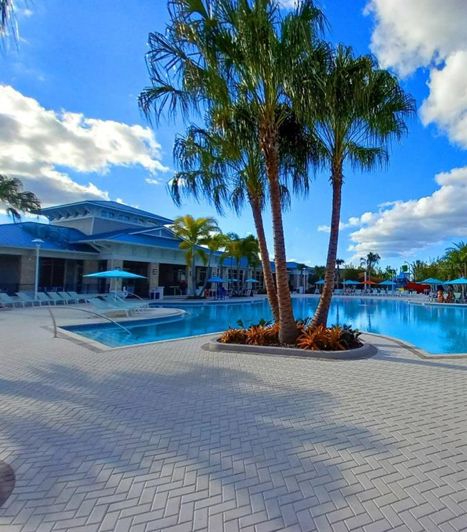 Image No.25-5 Bed Townhouse for sale