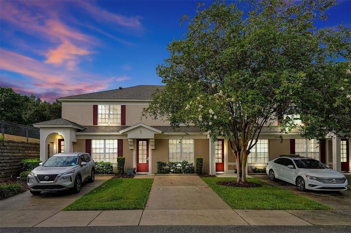 Image No.1-3 Bed Townhouse for sale
