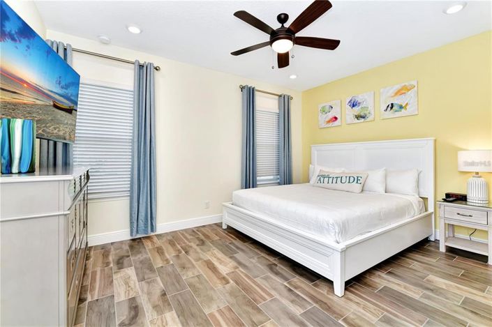 Image No.12-3 Bed Townhouse for sale