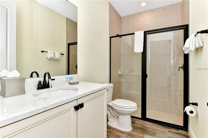 Image No.8-3 Bed Townhouse for sale