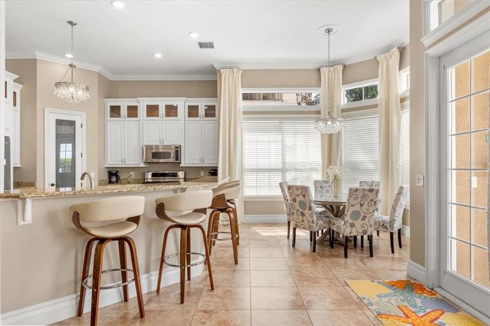 Image No.15-5 Bed Property for sale