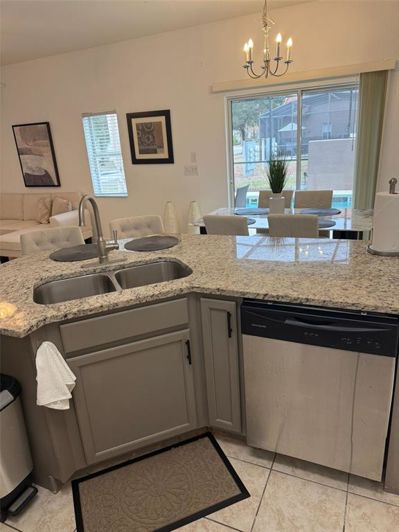 Image No.10-4 Bed Townhouse for sale