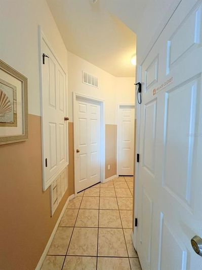 Image No.12-4 Bed Townhouse for sale