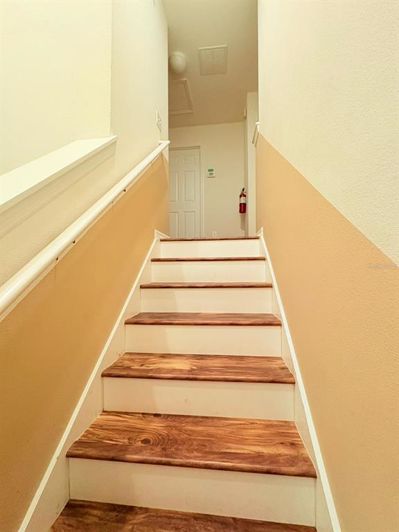 Image No.18-4 Bed Townhouse for sale