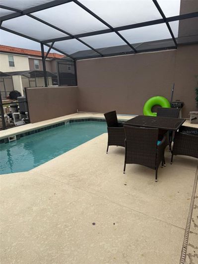 Image No.44-4 Bed Townhouse for sale