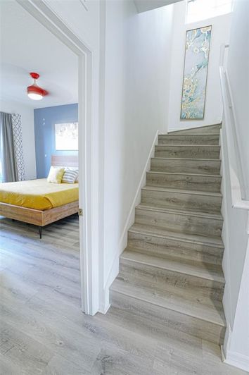 Image No.17-4 Bed Townhouse for sale