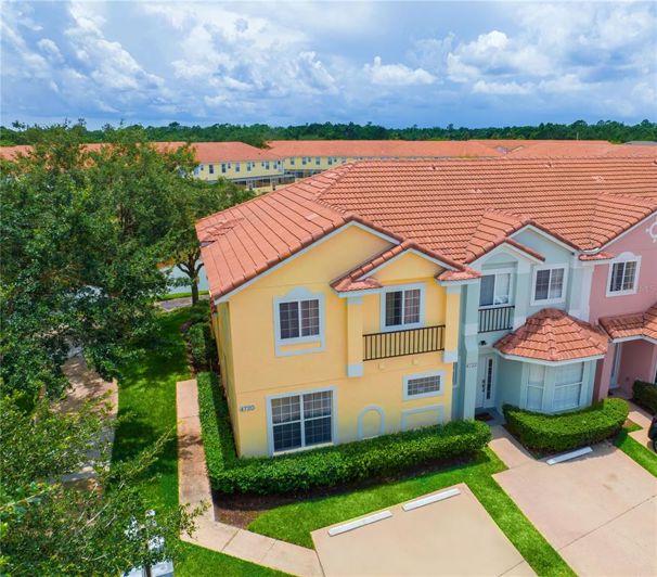 Image No.2-4 Bed Townhouse for sale