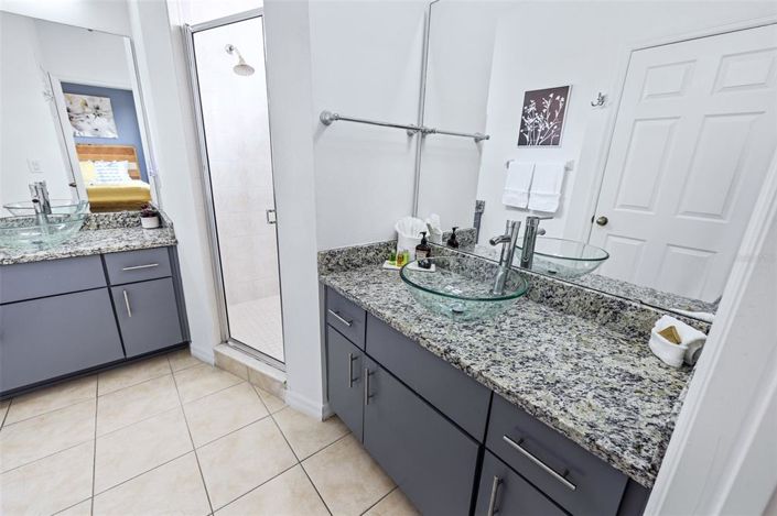 Image No.32-4 Bed Townhouse for sale