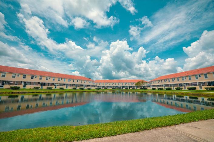 Image No.45-4 Bed Townhouse for sale