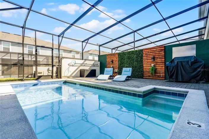 Image No.23-5 Bed Townhouse for sale