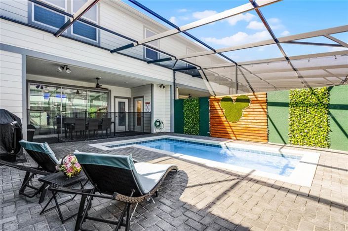 Image No.26-5 Bed Townhouse for sale