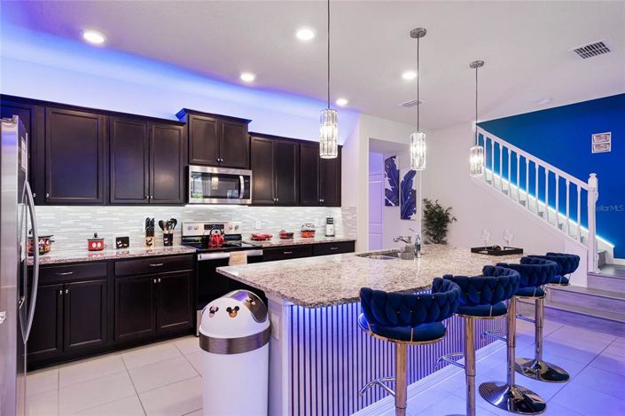 Image No.34-5 Bed Townhouse for sale