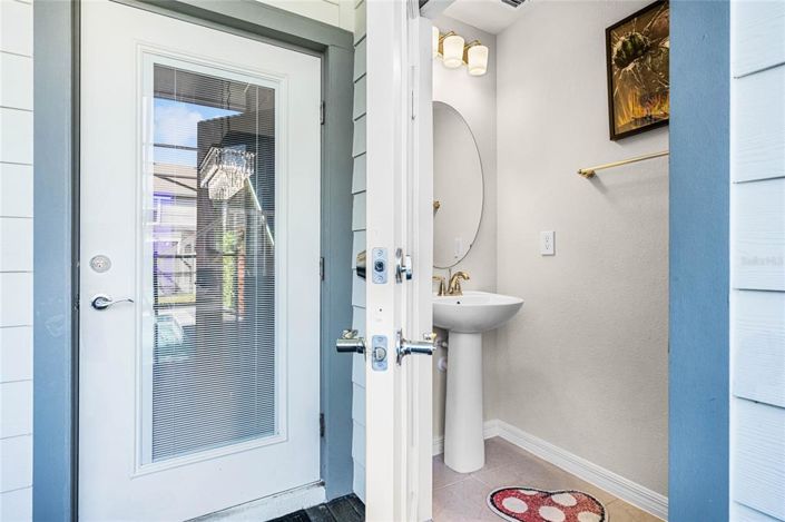 Image No.42-5 Bed Townhouse for sale