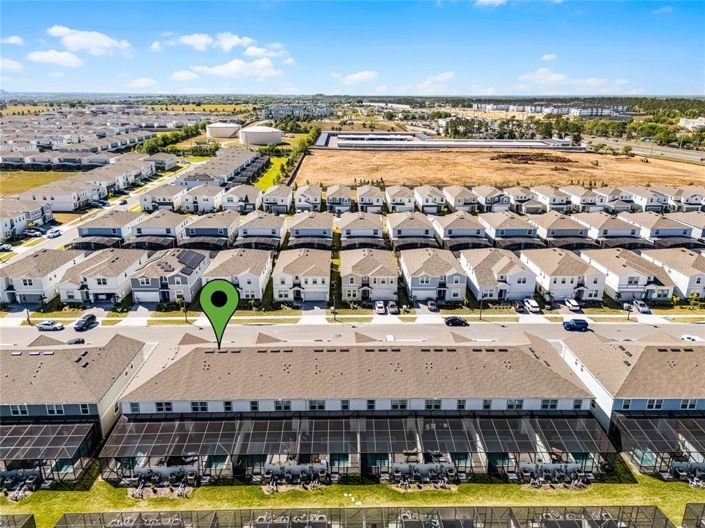 Image No.60-5 Bed Townhouse for sale