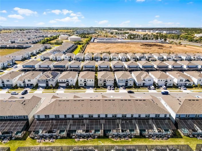 Image No.61-5 Bed Townhouse for sale