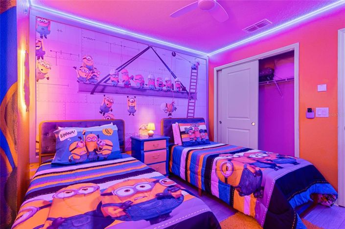 Image No.8-5 Bed Townhouse for sale