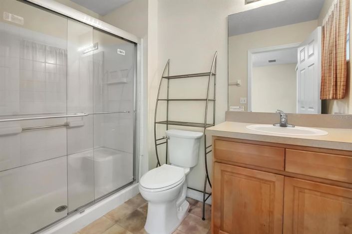 Image No.18-3 Bed Townhouse for sale