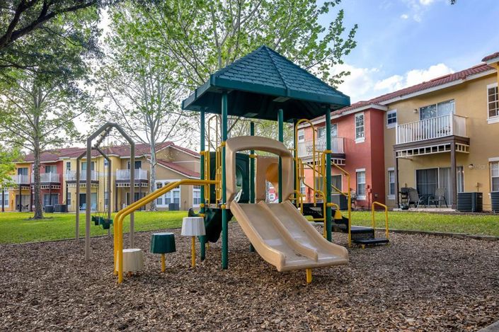 Image No.21-3 Bed Townhouse for sale