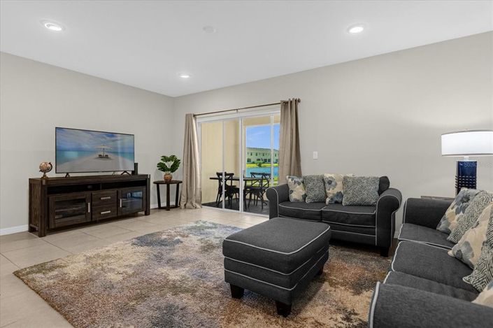 Image No.18-3 Bed Townhouse for sale