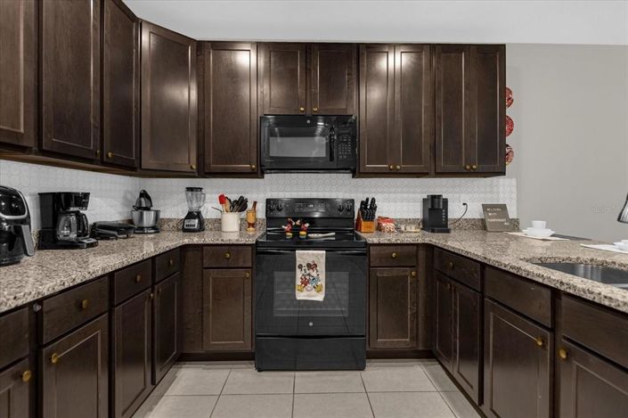 Image No.21-3 Bed Townhouse for sale