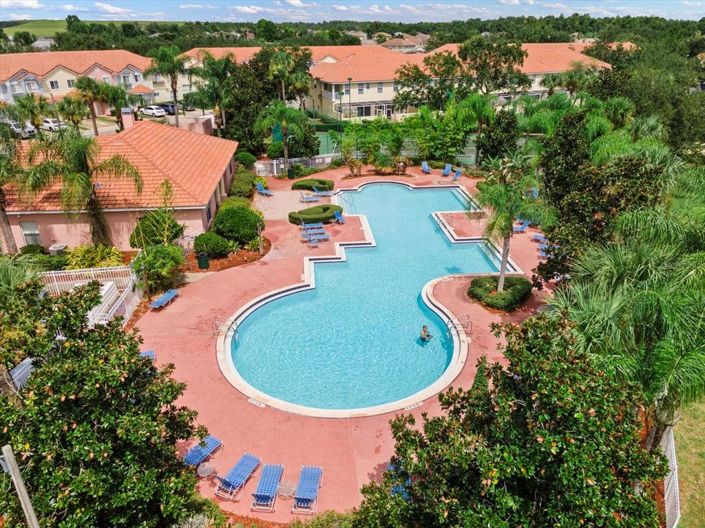 Image No.30-3 Bed Townhouse for sale