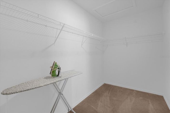 Image No.15-3 Bed Townhouse for sale