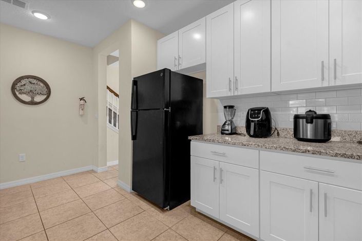 Image No.26-3 Bed Townhouse for sale