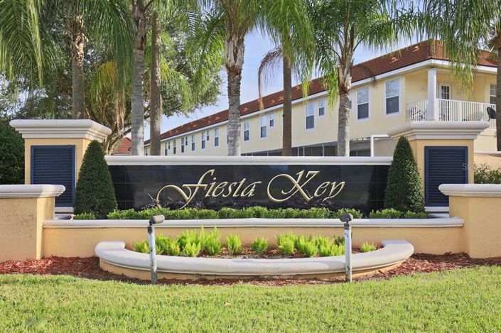 Image No.30-3 Bed Townhouse for sale