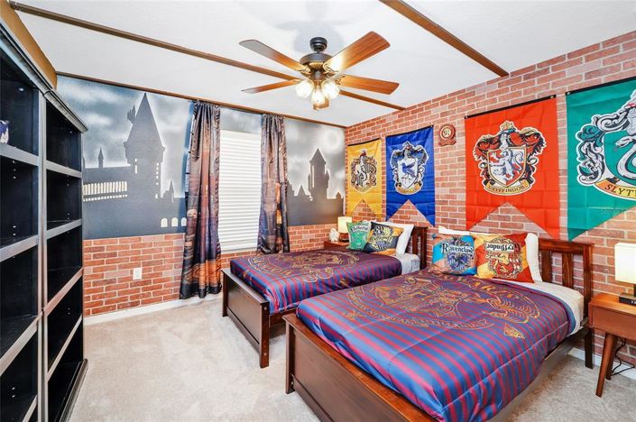 Image No.47-7 Bed Property for sale