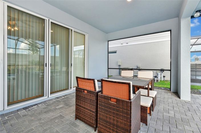 Image No.52-7 Bed Property for sale