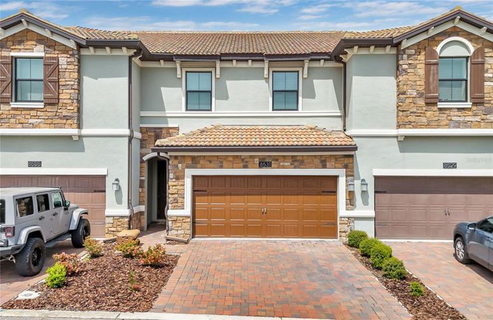 Image No.1-3 Bed Townhouse for sale