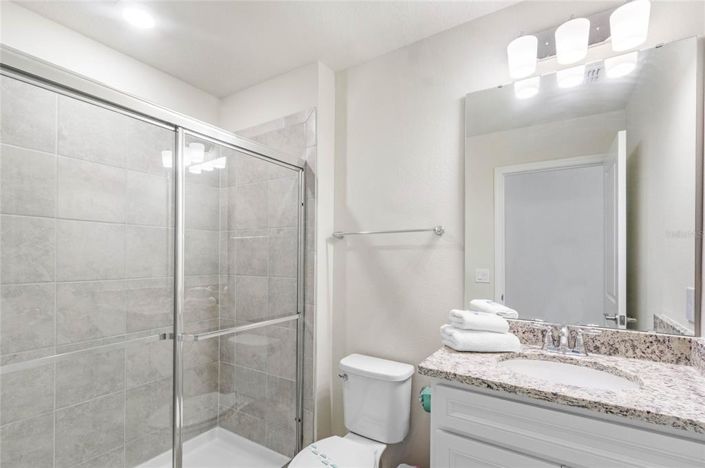 Image No.17-5 Bed Townhouse for sale