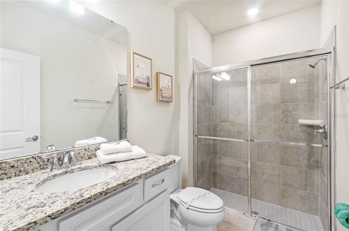 Image No.32-5 Bed Townhouse for sale