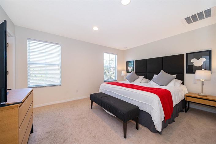 Image No.13-2 Bed Townhouse for sale