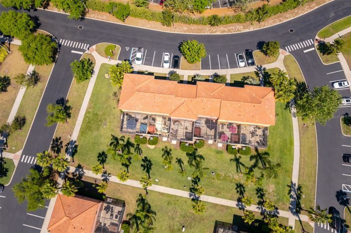 Image No.30-2 Bed Townhouse for sale