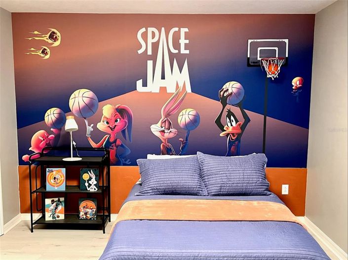 Image No.25-7 Bed Property for sale