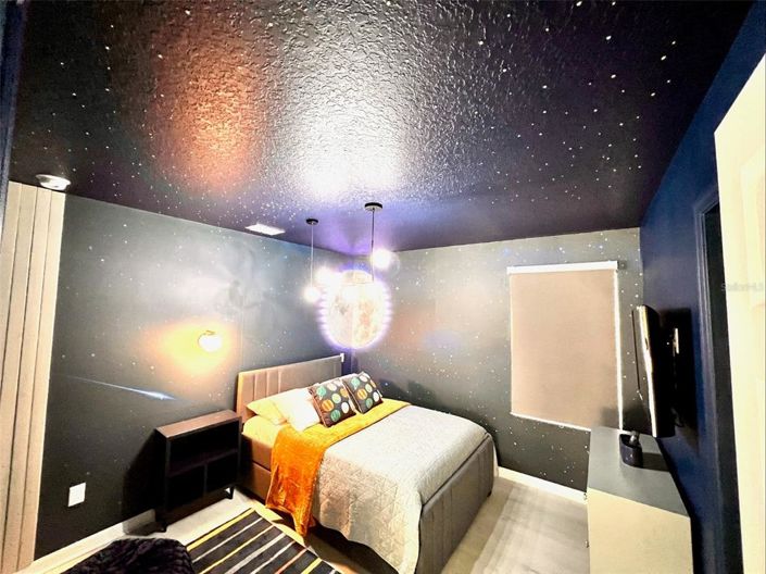 Image No.43-7 Bed Property for sale