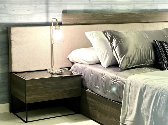 Image No.51-7 Bed Property for sale