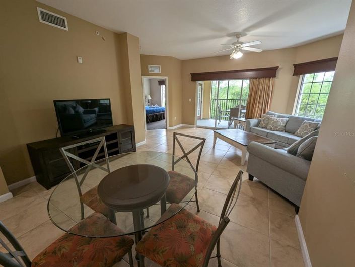 Image No.8-Propriété de 2 chambres à vendre à Orlando