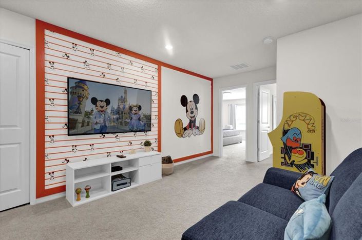 Image No.19-5 Bed Townhouse for sale