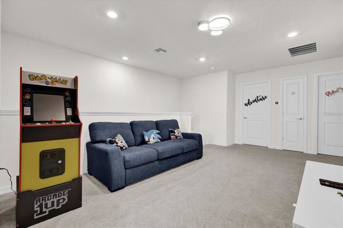 Image No.20-5 Bed Townhouse for sale