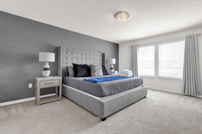 Image No.21-5 Bed Townhouse for sale