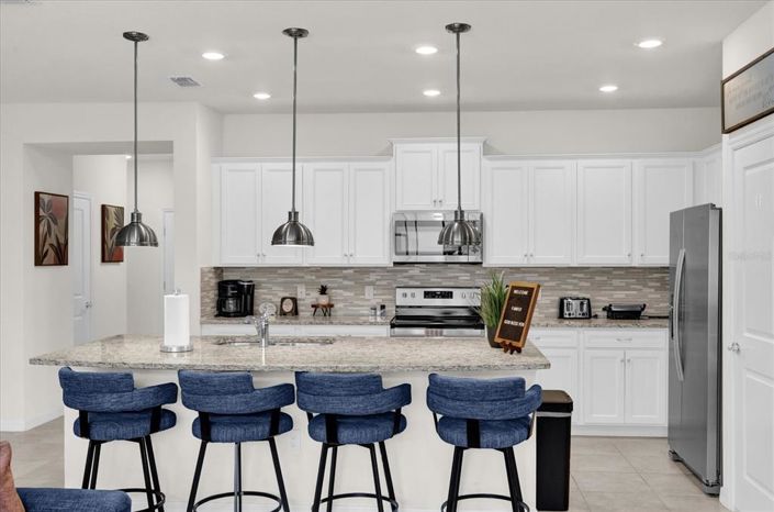 Image No.7-5 Bed Townhouse for sale