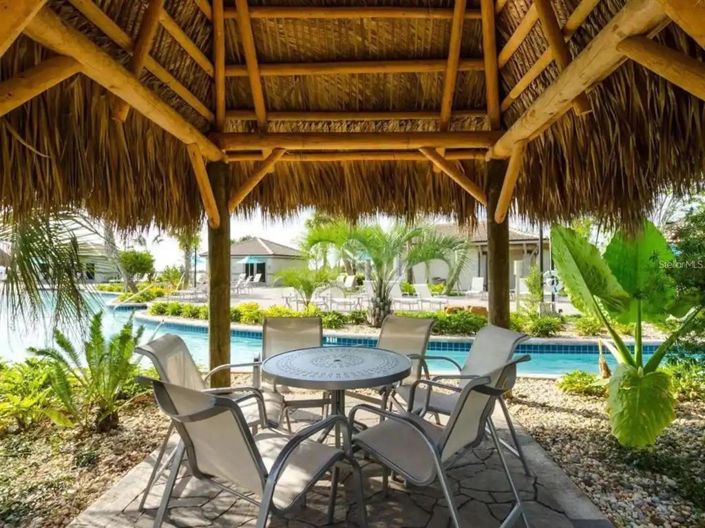 Image No.30-2 Bed Property for sale