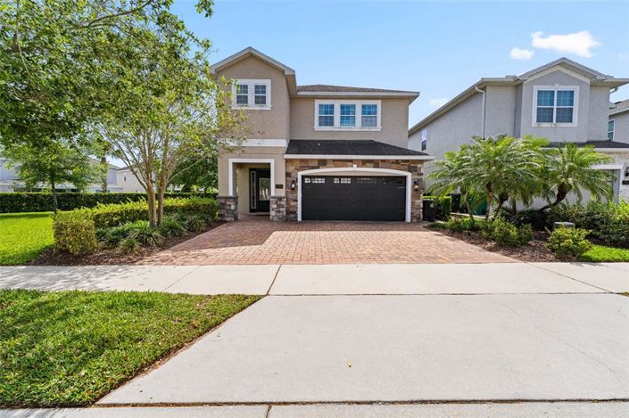 Image No.2-6 Bed Property for sale