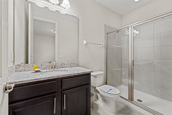 Image No.20-6 Bed Property for sale