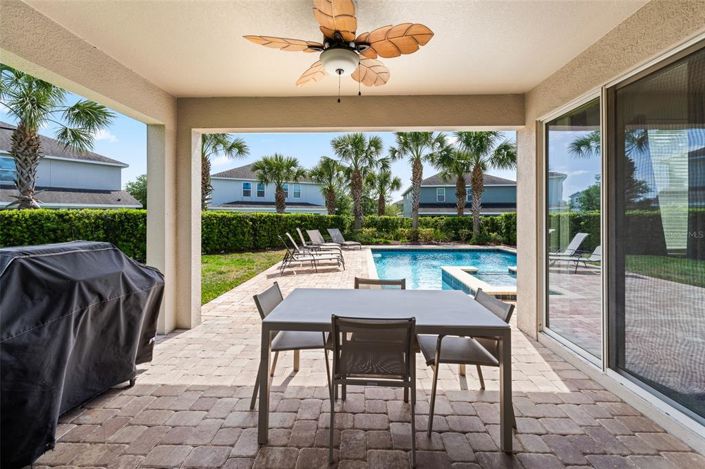 Image No.28-6 Bed Property for sale